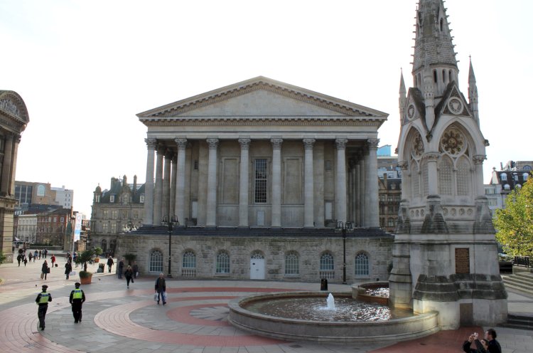 Birmingham Town Hall