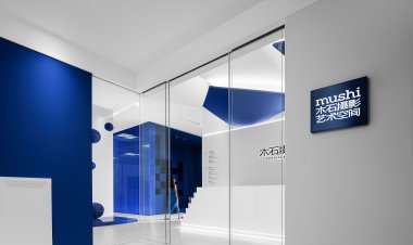 Cun FF Yang Xuewan l Love is Color - MUSHI Photography Art Space