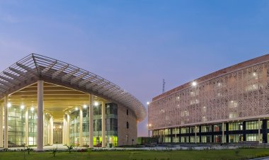Amity University, Kolkata