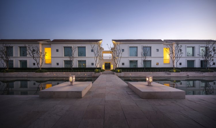 Designed to serve tourists in the holiest city for Buddhists, the Hotel in Bodh Gaya Uses the Power of Memory and Emotion to Create Immersive Architecture That Embodies the Tenets of Buddhism.