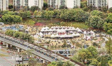 Urban Spaces and Leisure - Masterpieces by South Korean Photographer Seunggu Kim in an Exhibition in Gauting, Germany