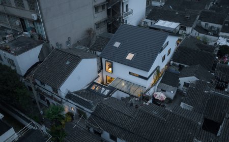 Qi Yuan Live-Work Space by Yuan Liang Design