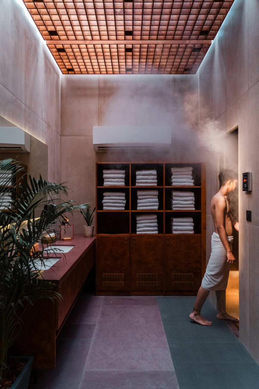 The flagship centre for Lifeyoga is a first-of-its-kind meditative retreat for city dwellers in the heart of New Delhi