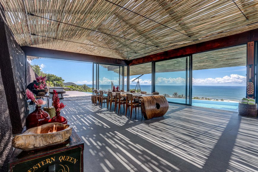 Txai Bungalow by TETRO Architecture