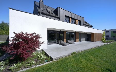 Modern Barn House in Tulce — Contemporary Architecture Shaped by the Site